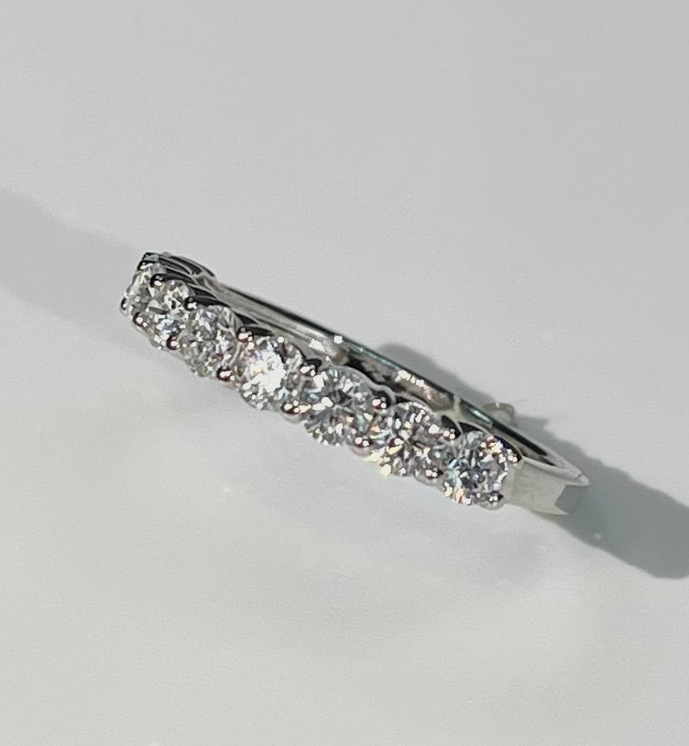0.92 Ct Round Lab Diamond Anniversary Wedding Band