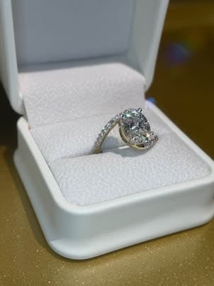3 Ct Oval Lab Diamond Bypass Engagement Ring IGI Certified